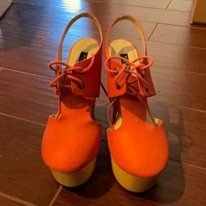 Messeca New York Cutout Coral Heels